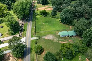 2140 Wilkie Rd, Alpharetta, GA 30004 - Photo 4