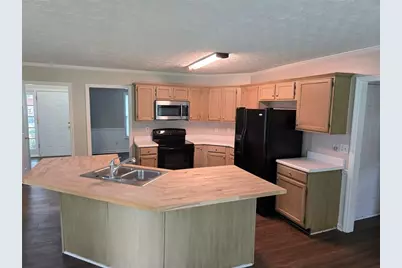 724 Jamie Way NE, Woodstock, GA 30188 - Photo 2