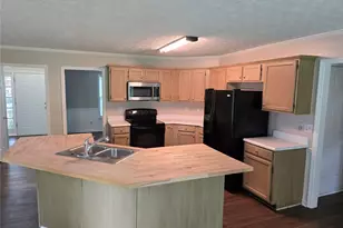 724 Jamie Way NE, Woodstock, GA 30188 - Photo 2
