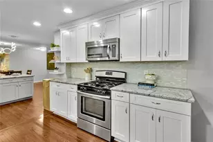 1954 Timothy Dr NE, Atlanta, GA 30329 - Photo 8