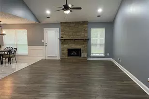 4215 Hamilton Walk Dr, Buford, GA 30519 - Photo 6
