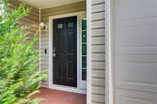 2470 Stonegate Dr NW, Acworth, GA 30101 - Photo 2