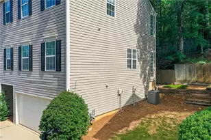 2470 Stonegate Dr NW, Acworth, GA 30101 - Photo 32