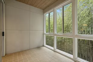 1590 Tallulah St NW, Atlanta, GA 30318 - Photo 14