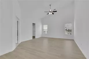 3353 Dunbar Ln, Suwanee, GA 30024 - Photo 18