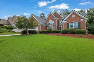 3353 Dunbar Ln, Suwanee, GA 30024 - Photo 2