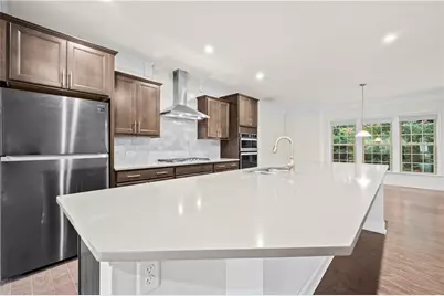 2166 Rock Creek Park, Decatur, GA 30033 - Photo 16