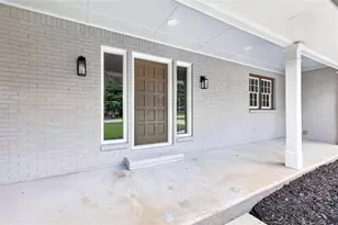 3606 Suwanee Creek Ct, Suwanee, GA 30024 - Photo 2