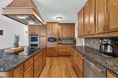 3009 Meadow Drive, Marietta, GA 30062 - Photo 12