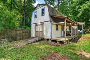 3009 Meadow Dr, Marietta, GA 30062 - Photo 32