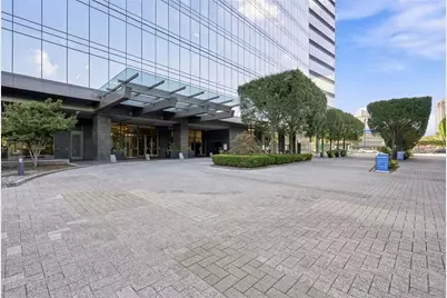3630 Peachtree Road NE #2302, Atlanta, GA 30326 - Photo 2