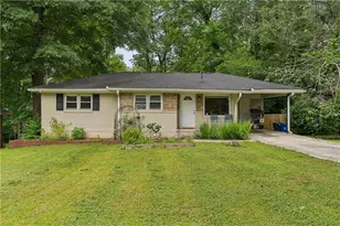 2089 Barbara Ln, Decatur, GA 30032 - Photo 2