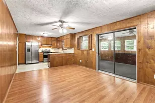 815 Dunleith Ct, Stone Mountain, GA 30083 - Photo 12