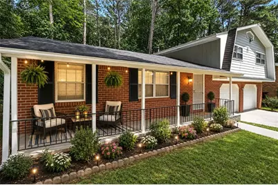 815 Dunleith Court, Stone Mountain, GA 30083 - Photo 2