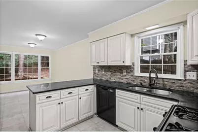 3385 New Heritage Drive, Johns Creek, GA 30022 - Photo 16