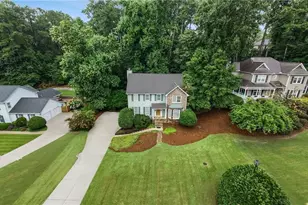 3385 New Heritage Dr, Johns Creek, GA 30022 - Photo 4