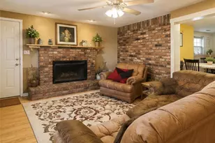 963 Rambling Rose Ct NW, Conyers, GA 30012 - Photo 4