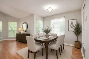 915 Wentworth Ct, Johns Creek, GA 30022 - Photo 8