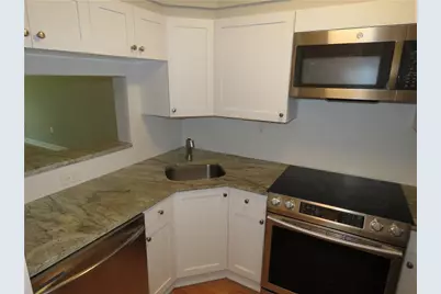 2870 Pharr Court South NW #407, Atlanta, GA 30305 - Photo 8