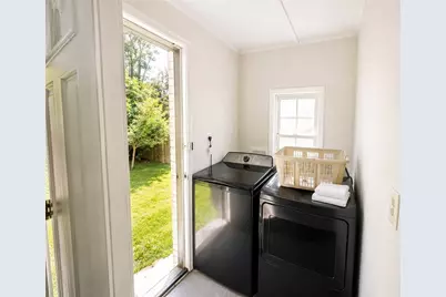 2494 Baker Road NW, Atlanta, GA 30318 - Photo 10