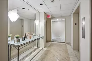 2285 Peachtree Rd NE, Atlanta, GA 30309 - Photo 2