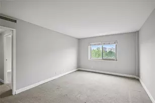 2285 Peachtree Rd NE, Atlanta, GA 30309 - Photo 8