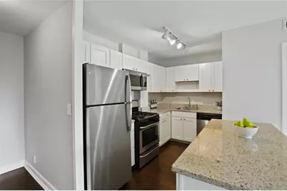 2285 Peachtree Road NE #904, Atlanta, GA 30309 - Photo 4