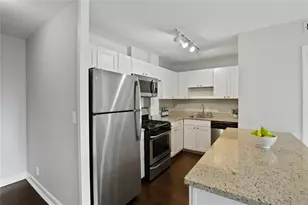 2285 Peachtree Rd NE, Atlanta, GA 30309 - Photo 4