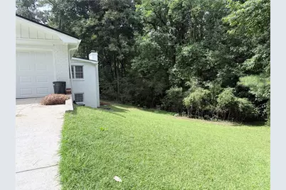 1912 Wildwood Court SW, Conyers, GA 30094 - Photo 4