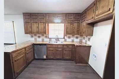 1912 Wildwood Court SW, Conyers, GA 30094 - Photo 10