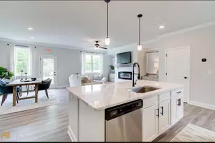 4673 Cypress Landing Wy, Gainesville, GA 30304 - Photo 14