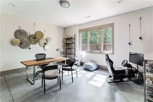 3118 W Roxboro Rd NE, Atlanta, GA 30324 - Photo 62