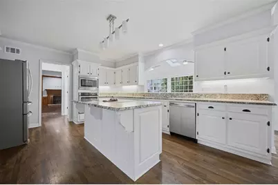 7525 S Spalding Lake Drive, Sandy Springs, GA 30350 - Photo 20