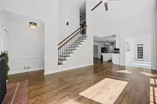 7525 S Spalding Lake Dr, Sandy Springs, GA 30350 - Photo 26