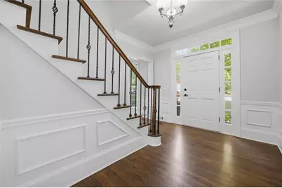 7525 S Spalding Lake Drive, Sandy Springs, GA 30350 - Photo 6