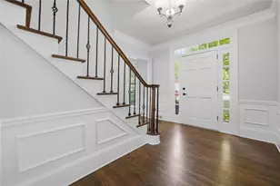 7525 S Spalding Lake Dr, Sandy Springs, GA 30350 - Photo 6