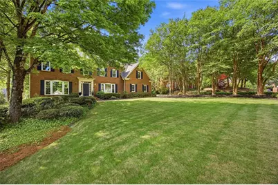 7525 S Spalding Lake Drive, Sandy Springs, GA 30350 - Photo 2