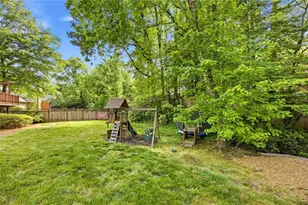 7525 S Spalding Lake Dr, Sandy Springs, GA 30350 - Photo 56