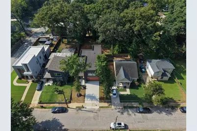 1378 Gus Thornhill Jr Drive, East Point, GA 30344 - Photo 32