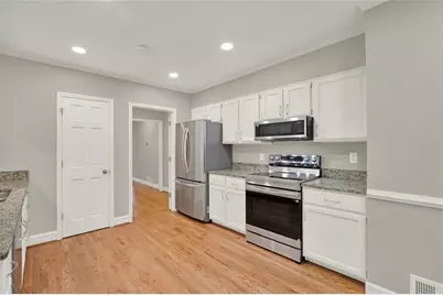 935 Lenox Hill Court NE, Atlanta, GA 30324 - Photo 14