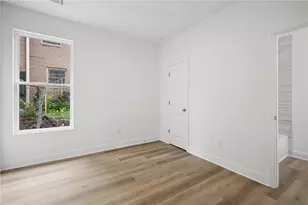 2050 Morehouse Dr NW, Atlanta, GA 30314 - Photo 16