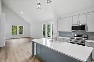2050 Morehouse Dr NW, Atlanta, GA 30314 - Photo 14