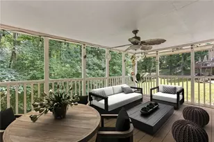 341 Westover Dr, Woodstock, GA 30188 - Photo 2