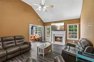 25 Sunset Ridge Dr, Newnan, GA 30263 - Photo 4