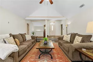 160 Fairway Ridge Dr, Johns Creek, GA 30022 - Photo 4