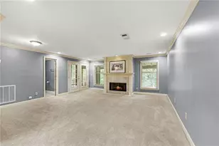 160 Fairway Ridge Dr, Johns Creek, GA 30022 - Photo 26