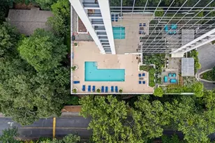 2828 Peachtree Rd NE, Atlanta, GA 30305 - Photo 2