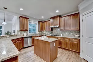 9848 Talisman Dr, Johns Creek, GA 30022 - Photo 28