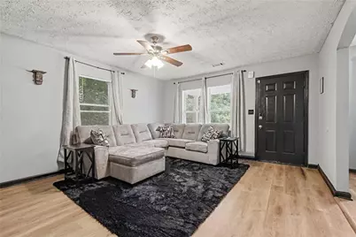346 Henry Aaron Avenue SW, Atlanta, GA 30310 - Photo 6