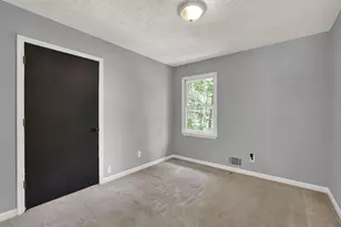 131 Little Brook Dr, Woodstock, GA 30188 - Photo 16